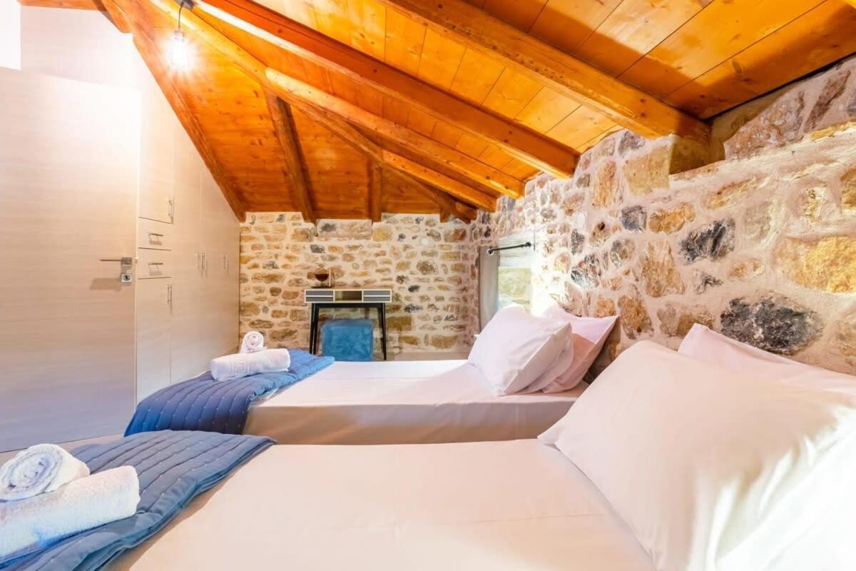Mantineia Stone Villa-An Ethereal Getaway Megali Mantineia Εξωτερικό φωτογραφία
